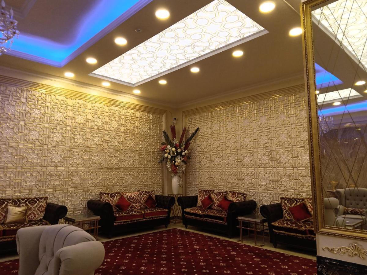 Grand Holiday Hall Hotel Павлодар Екстериор снимка